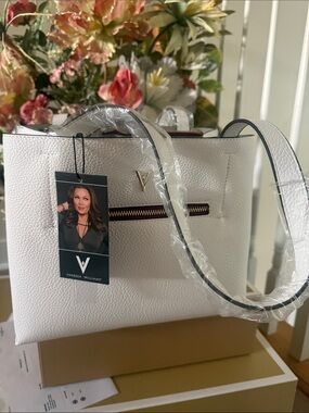 Vanessa Williams Purses Brand New Authentic 11x9